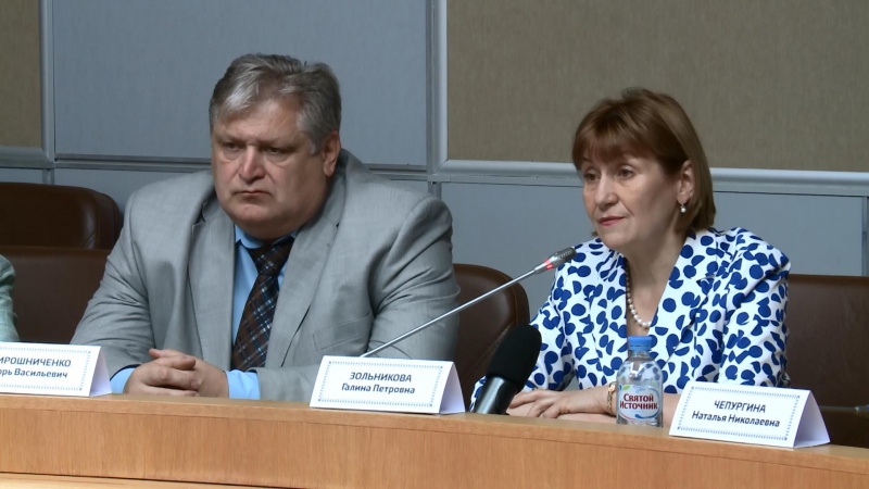 Министр регионального минздрава Галина Зольникова ответила на вопросы журналистов